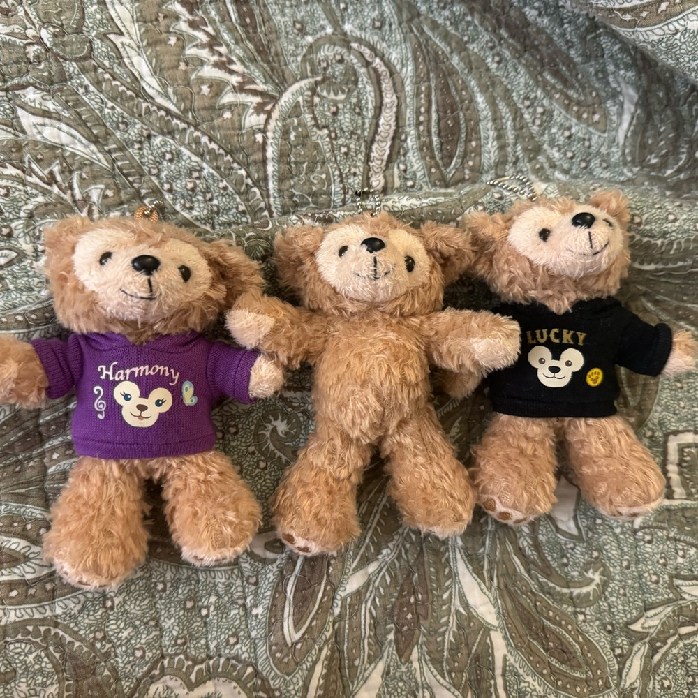Disney bear keychain Duffy